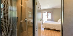 The Nest - Interleading Rooms with shared Bathroom